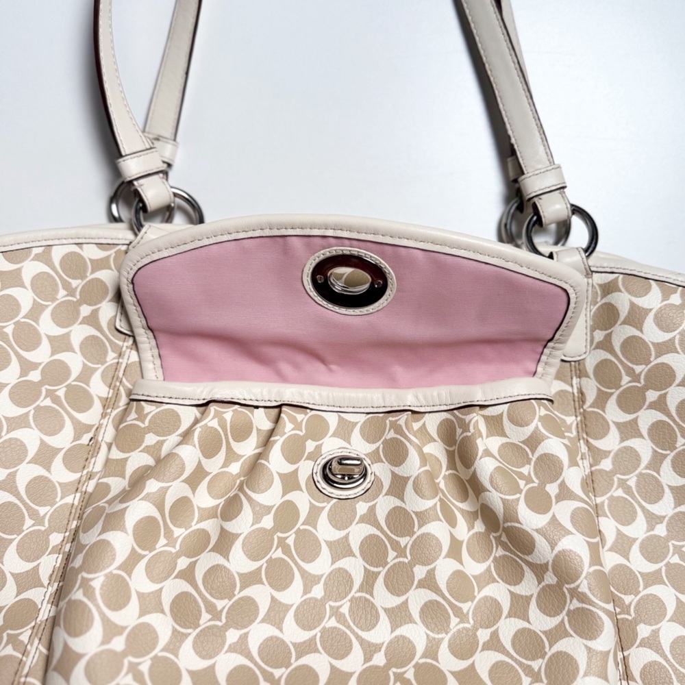 Coach Signature Chelsea Lea Tan and Cream Medium Size Shoulder Tote Bag - Picture 6 of 10